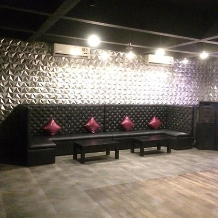 דמאן Silver Sands Beach Resort מראה חיצוני תמונה
