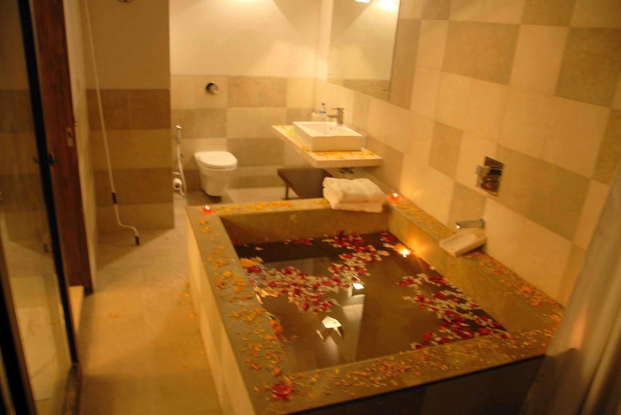 דמאן Silver Sands Beach Resort מראה חיצוני תמונה